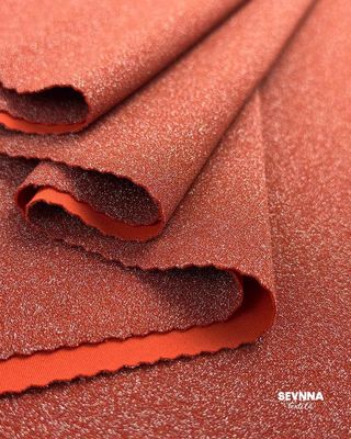 Yaz ve sonbahar için geri dönüştürülmüş naylon ve metalik bitirme ile 230 gram ağırlığında çift örgü kumaşı