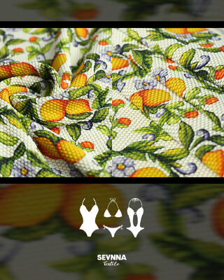 Sürdürülebilir yüzme kıyafetleri için 215 gramlık 152 cm genişliğinde ve geri dönüştürülmüş naylonlu ekolojik dostu yüzme kıyafetleri kumaşı