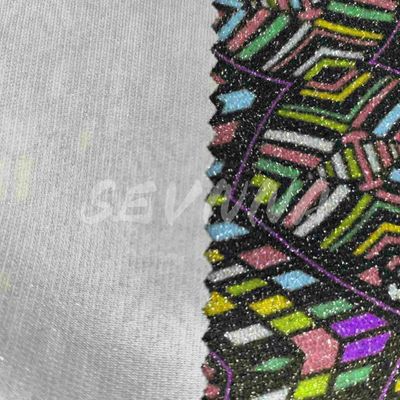 Density Jacquard Tricked Double Knitted Fabric Yaz / Sonbahar Kullanım Geri Dönüştürülmüş Poliester Lifi