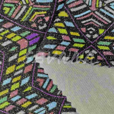 Density Jacquard Tricked Double Knitted Fabric Yaz / Sonbahar Kullanım Geri Dönüştürülmüş Poliester Lifi