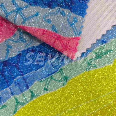 Yumuşak yoğunluklu çift örgü kumaşı, geri dönüştürülmüş liflerle şık Jacquard tarzı