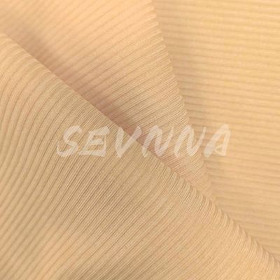 Yüksek performanslı spor sutyen kumaşımızla tüm potansiyelinizi kullanın.