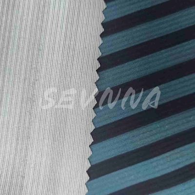 Sürdürülebilir moda için makine yıkanabilir geri dönüştürülmüş poliester kumaşı