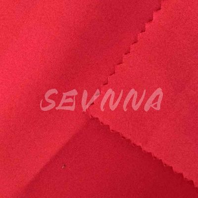 Sürdürülebilir kırışıklığa dayanıklı geri dönüştürülmüş poliester kumaş