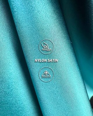 Nefes alıcı geri dönüştürülmüş lycra kumaşı, çevre dostu moda için mükemmel bir çözümdür.