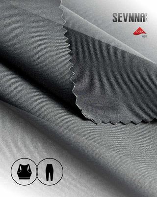 152cm genişliğinde 72% geri dönüştürülmüş malzemeler ve 28% Xtra Life Lycra ile Lycra kumaşı