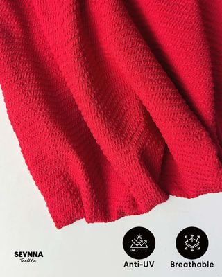 Yüksek kaliteli 135cm genişliğindeki stretch leggings kumaşı geri dönüştürülmüş poliester ve spandeksten yapılmıştır.