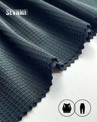 160cm Genişlik UV Korumalı 50+ Koşu Kumaşları, Yüksek Performanslı Spor Giyimi için Geri Dönüştürülmüş Polyester